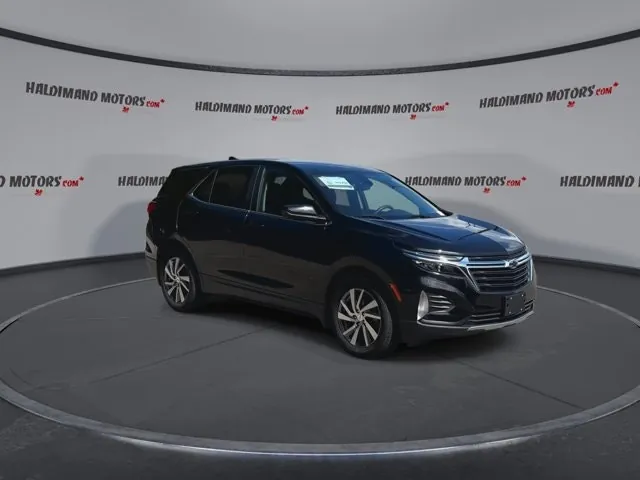 Chevrolet Equinox 2022 photo 2