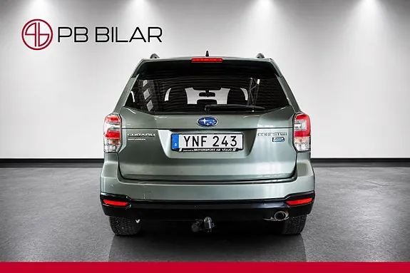 Subaru Forester 2018 photo 4