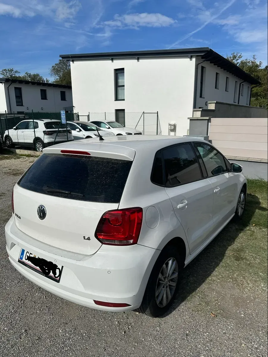 Volkswagen Polo 2009 photo 3