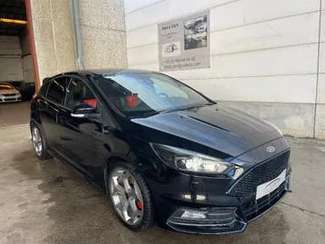 Ford Focus 2017 photo 2