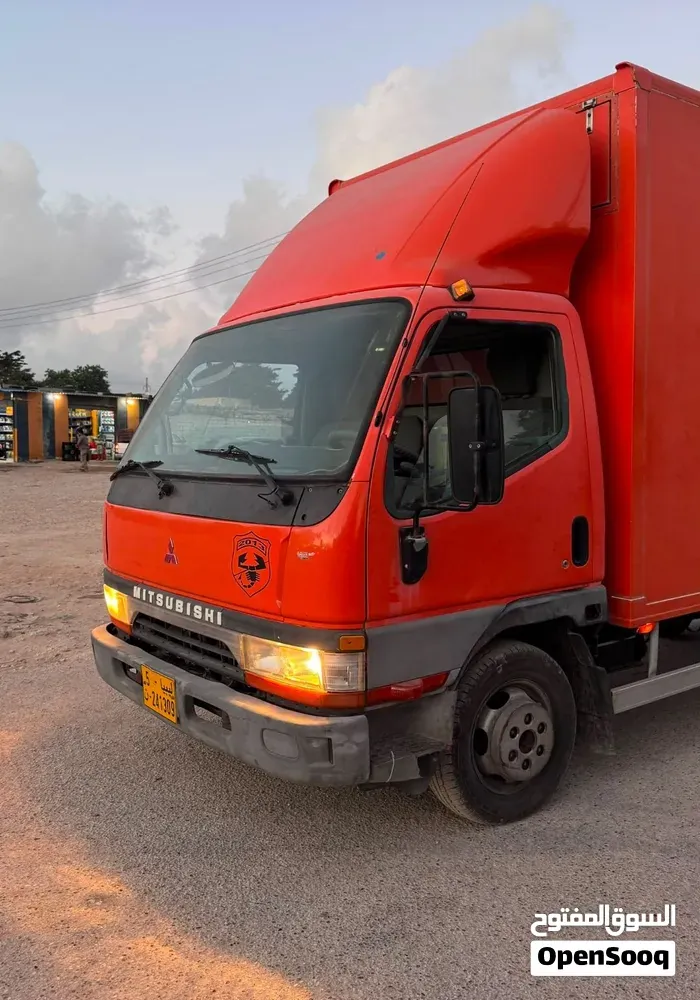Mitsubishi Canter 2003 photo 4