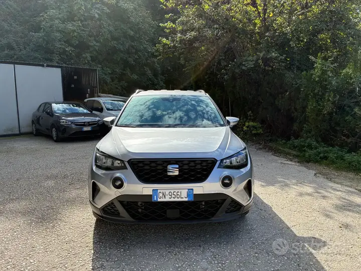 Seat Arona 2023 photo 2