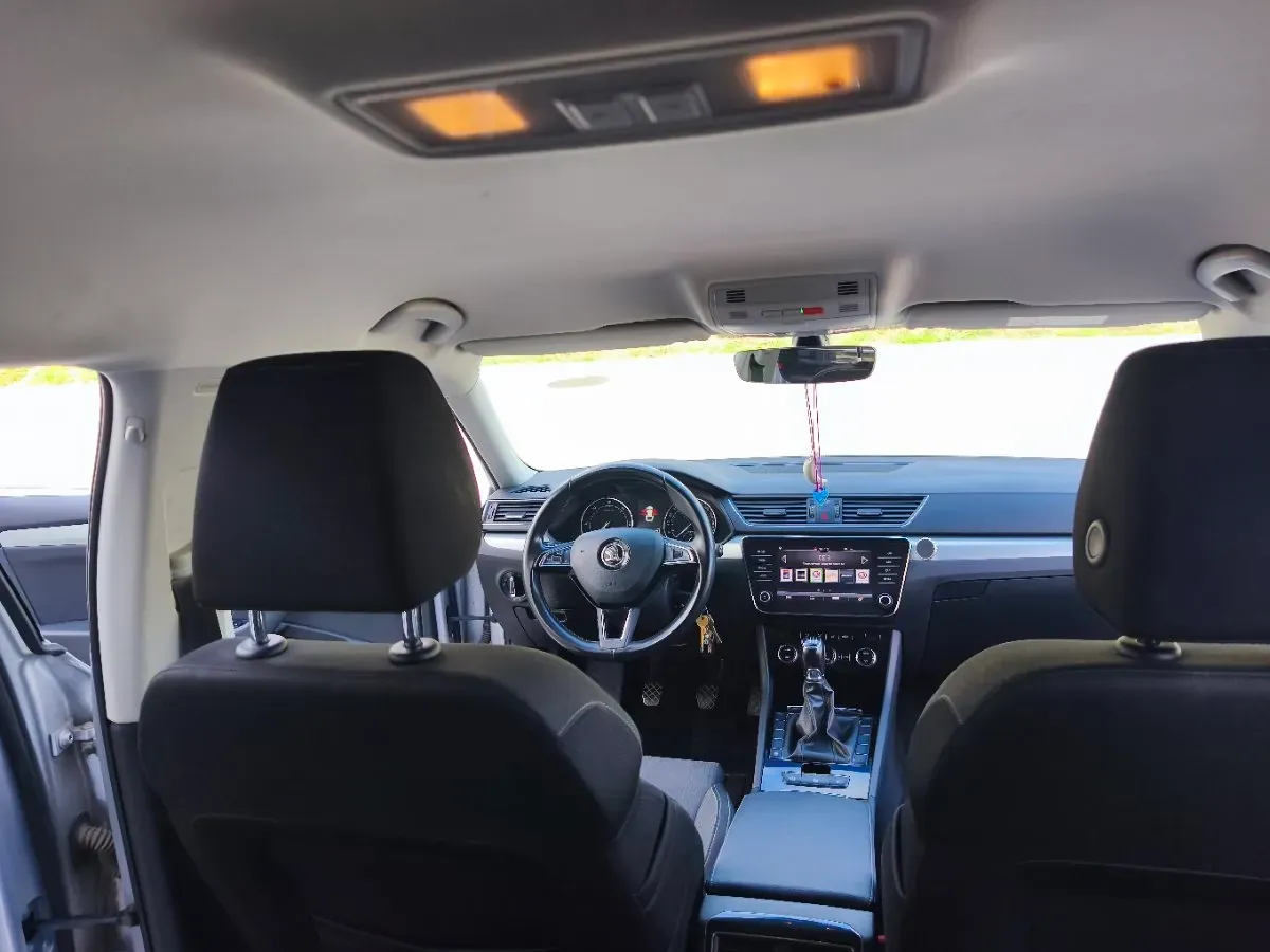 Skoda Superb