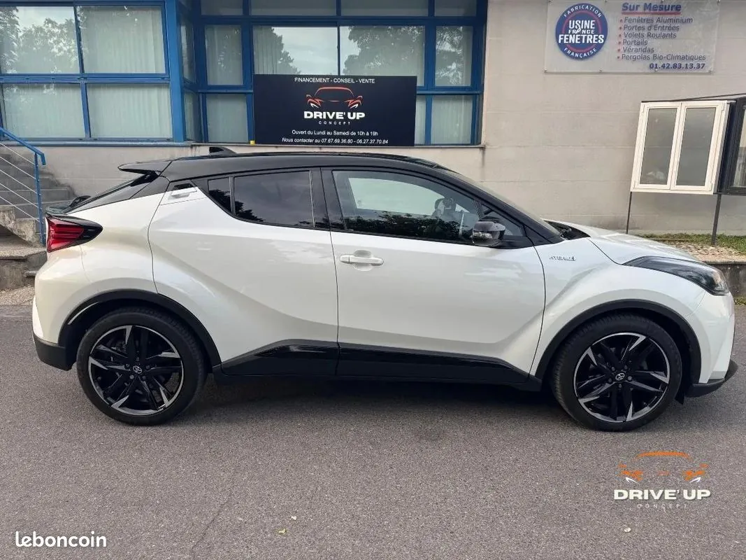 Toyota C-Hr 2021 photo 4