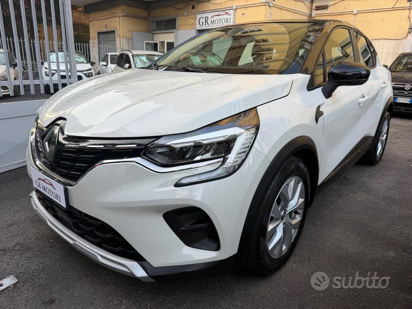Renault Captur 2020 photo 2