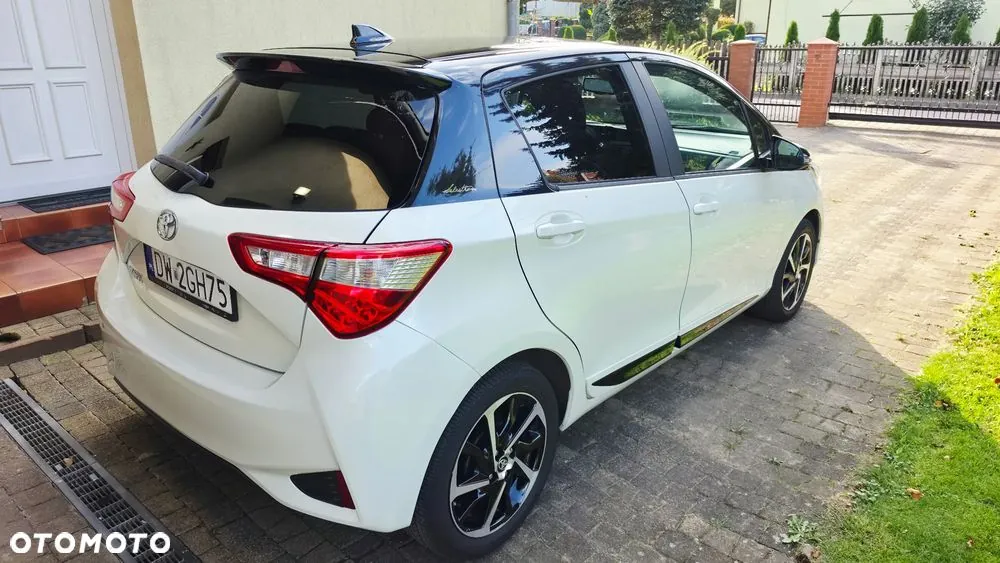 Toyota Yaris 2019 photo 4