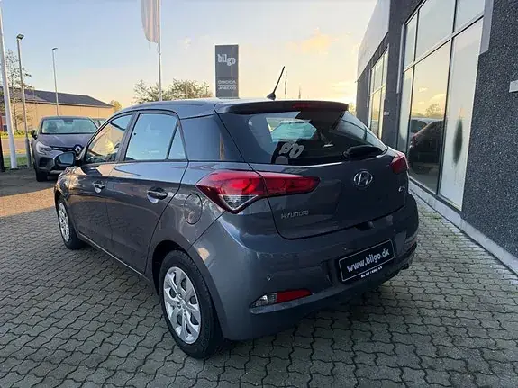 Hyundai I20 2016 photo 5