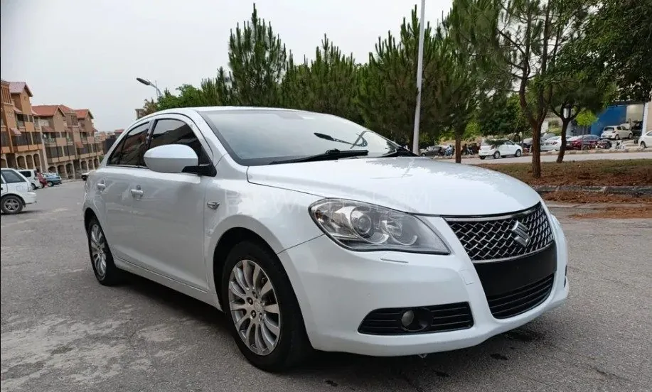 Suzuki Kizashi