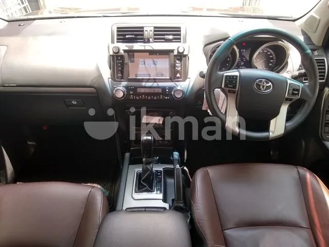 Toyota Land Cruiser Prado 2017 photo 3