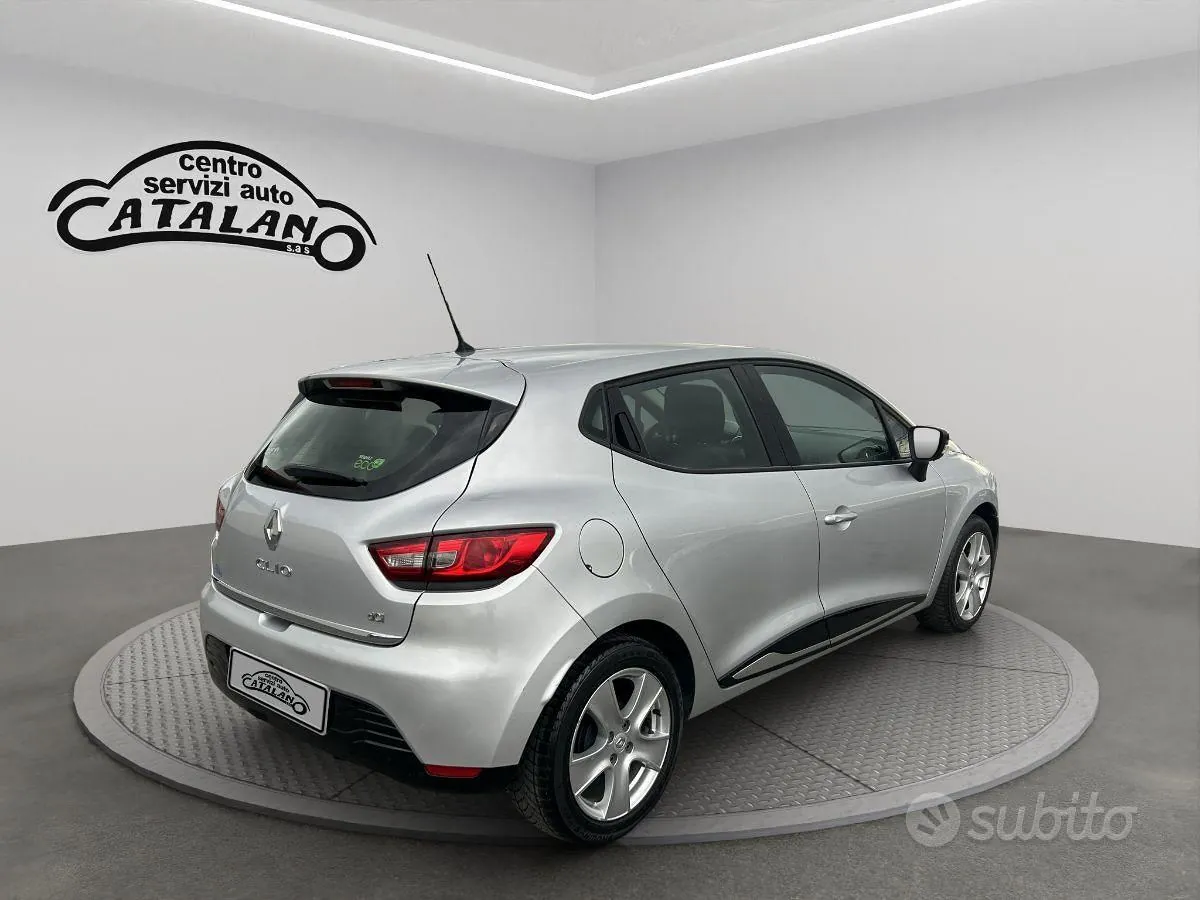 Renault Clio 2013 photo 5