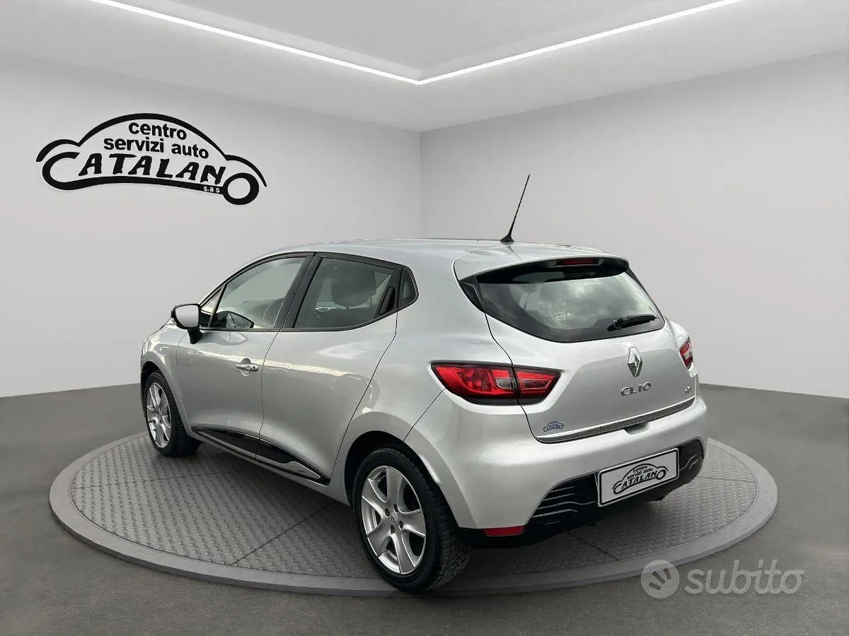 Renault Clio 2013 photo 3