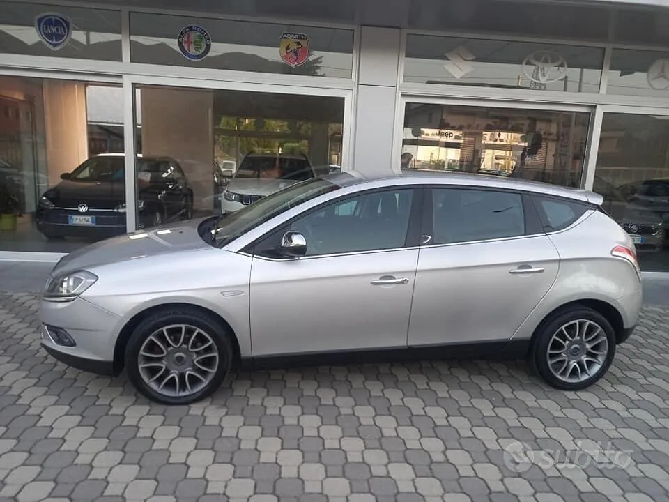 Lancia Delta 2008 photo 5