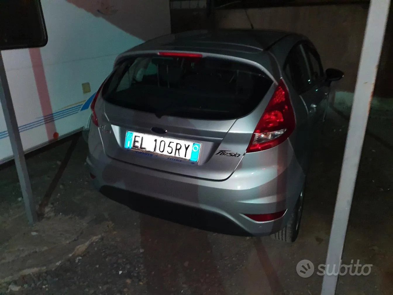 Ford Fiesta 2012 photo 2