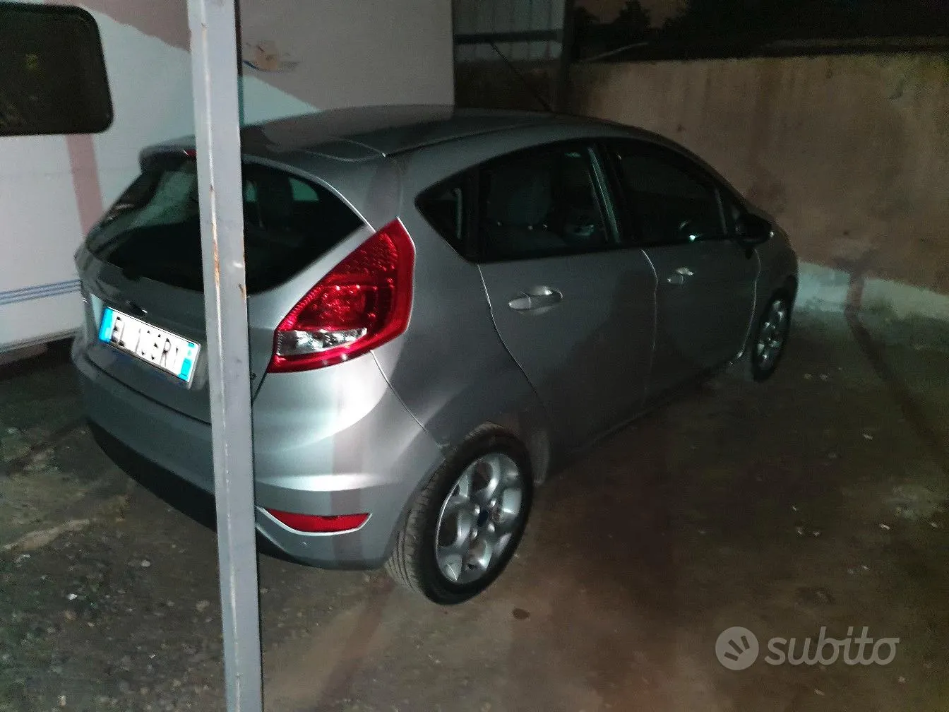 Ford Fiesta 2012 photo 3