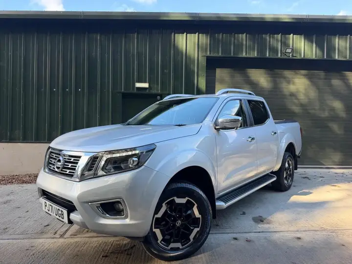 Nissan Navara 2021 photo 2