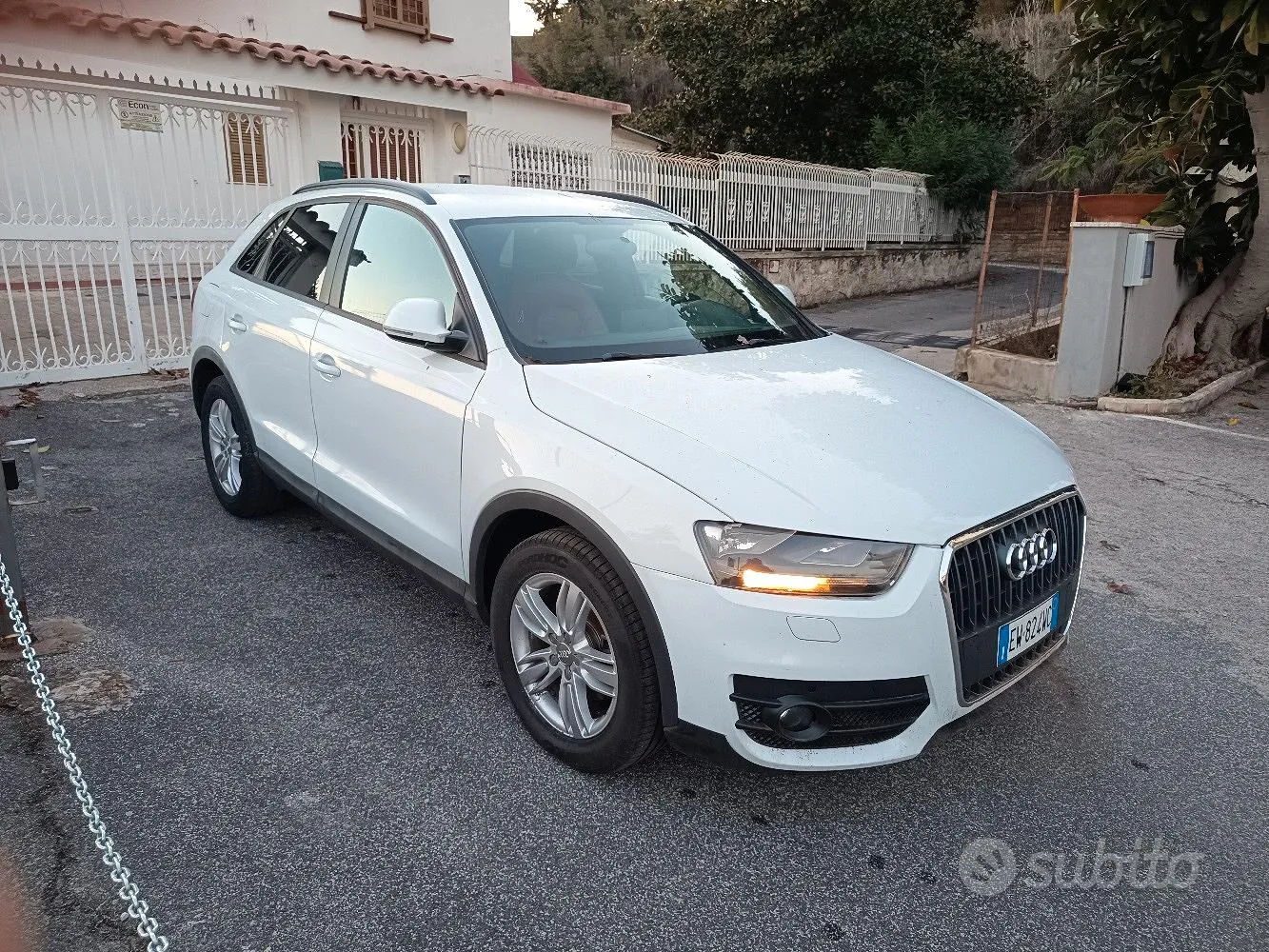 Audi Q3 2014 photo 2