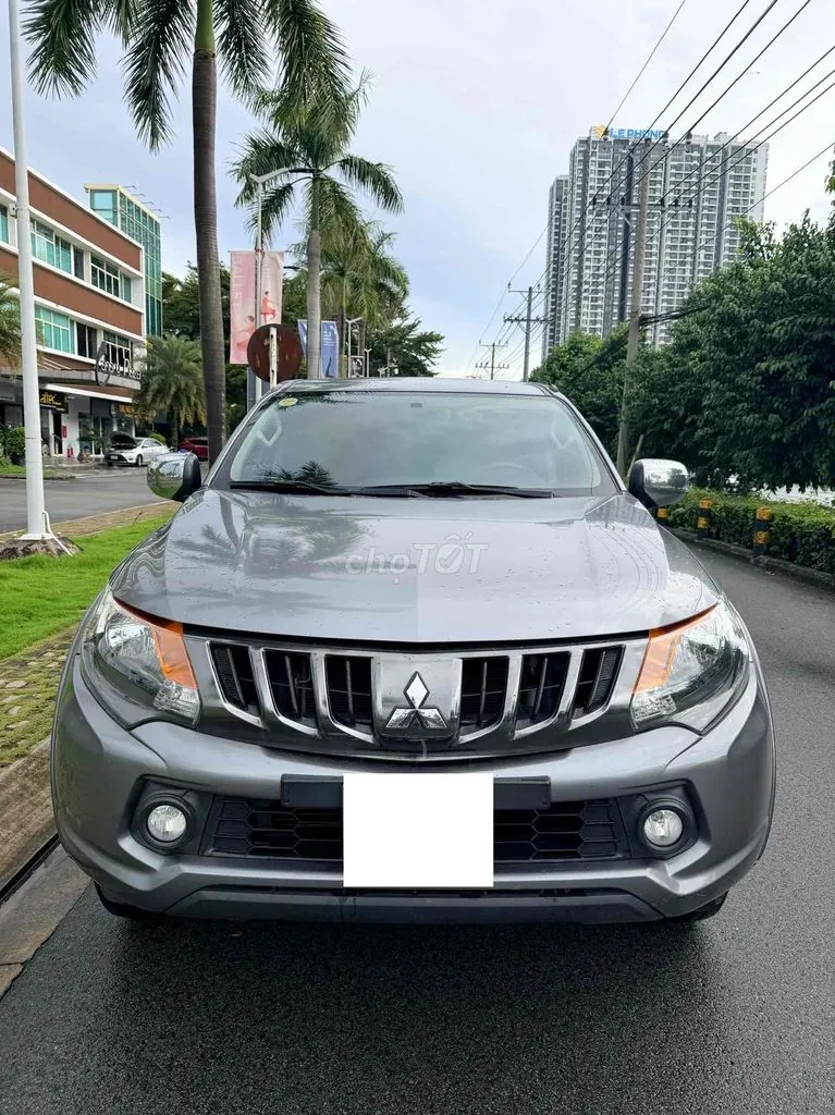 Mitsubishi Triton