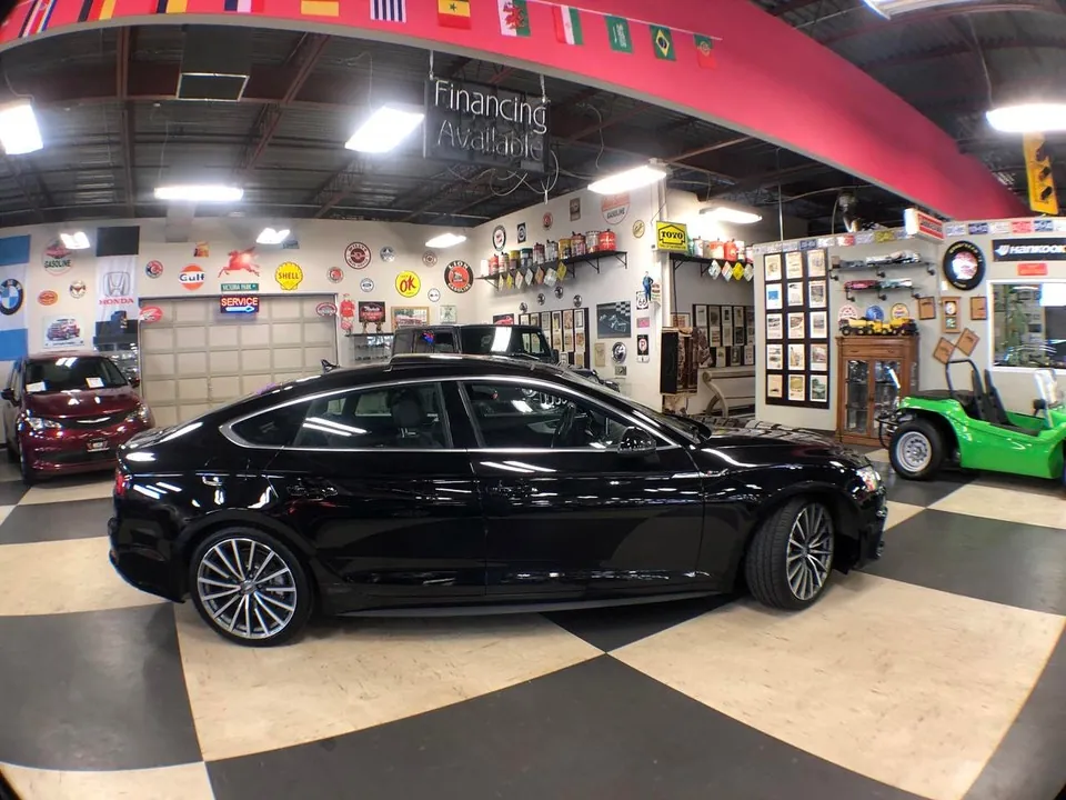 Audi A5 2018 photo 2