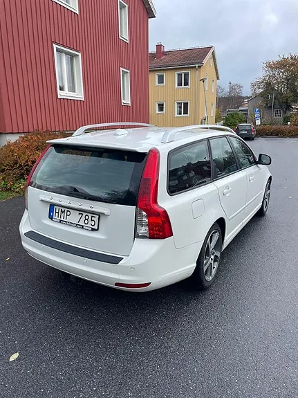 Volvo V50 2012 photo 4