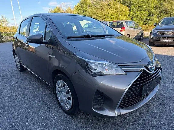 Toyota Yaris 2016 photo 4