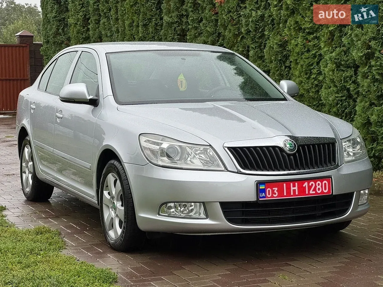 Skoda Octavia 2009 photo 2