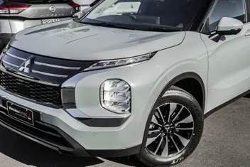 Mitsubishi Outlander 2026 photo 4
