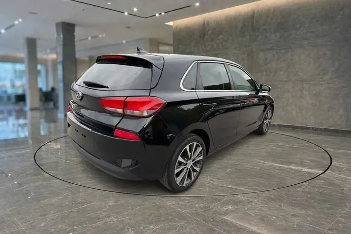 Hyundai Elantra 2018 photo 5
