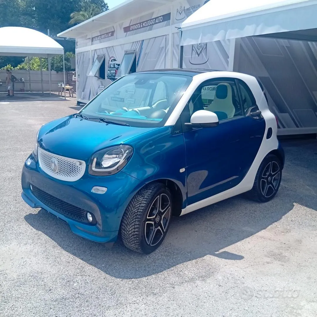 Smart Fortwo 2015 photo 2