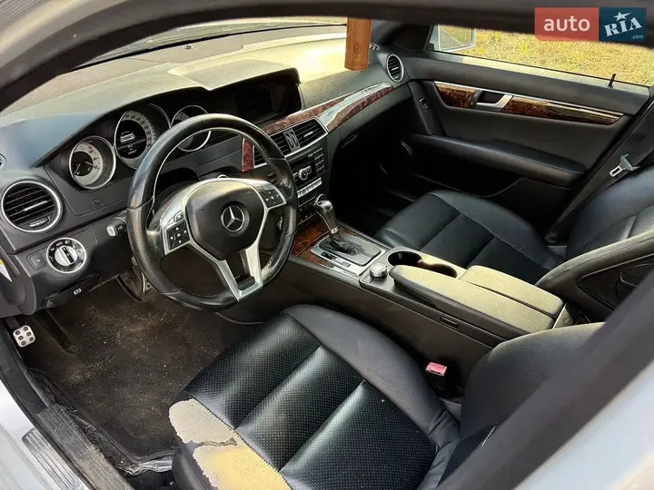 Mercedes-Benz C-Class 2013 photo 5