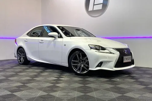 Lexus Is 300H