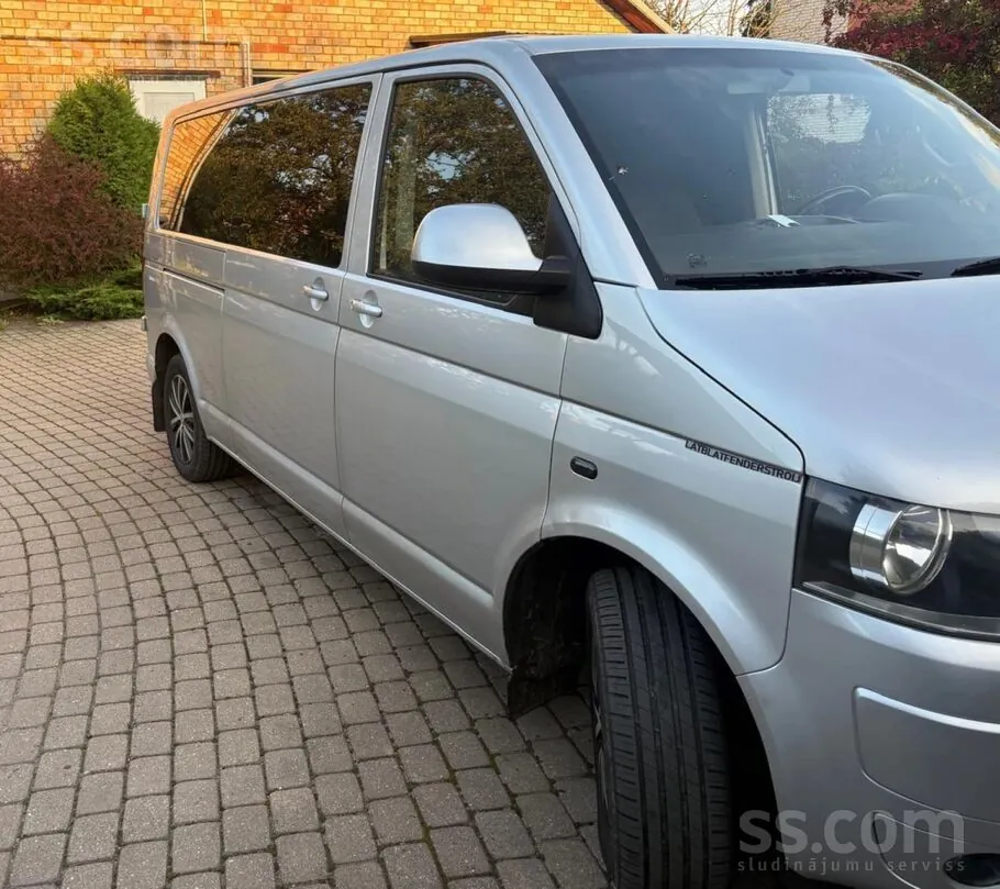 Volkswagen Caravelle 2011 photo 3