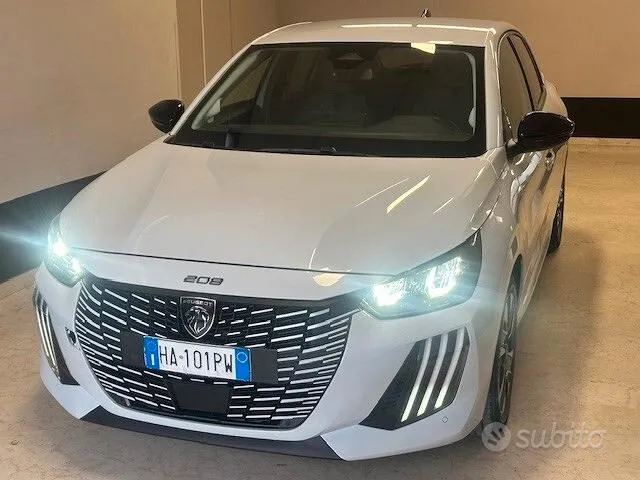 Peugeot 208 2025 photo 4