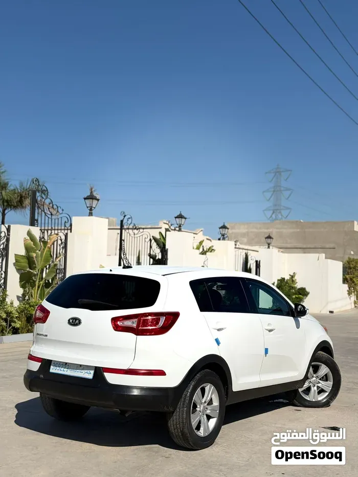 Kia Sportage 2011 photo 2
