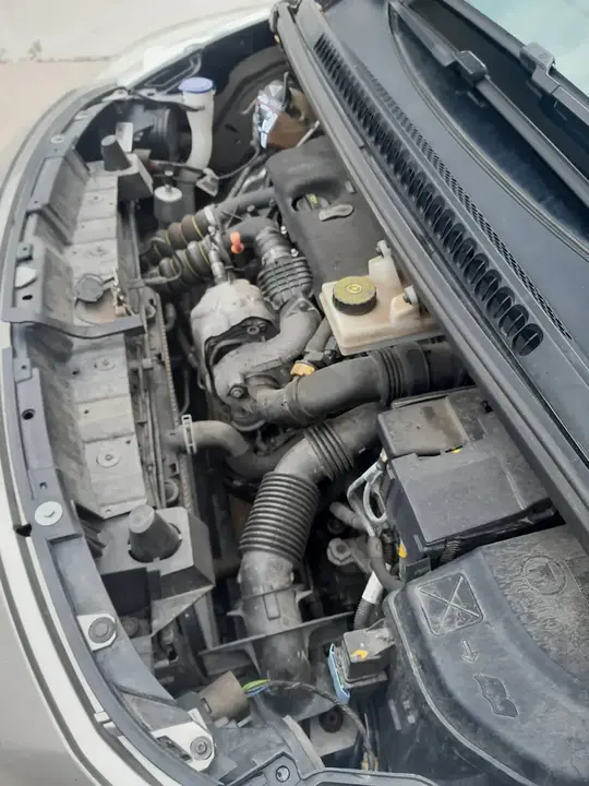 Peugeot 3008 2011 photo 2