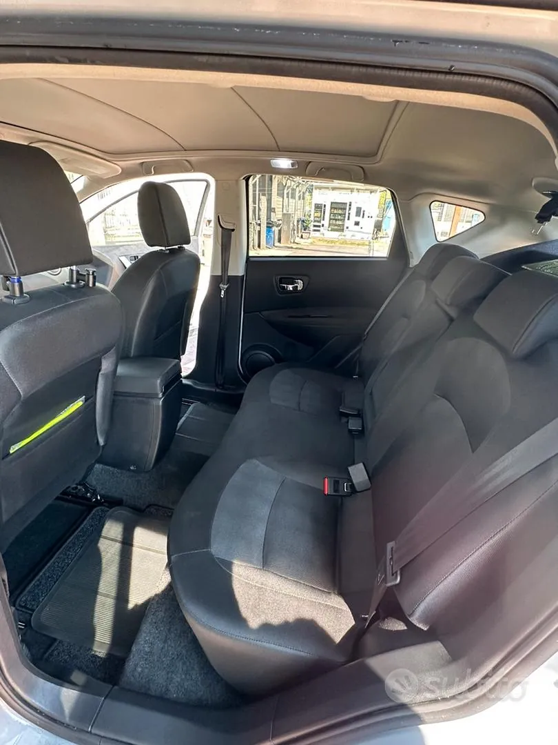 Nissan Qashqai 2012 photo 4