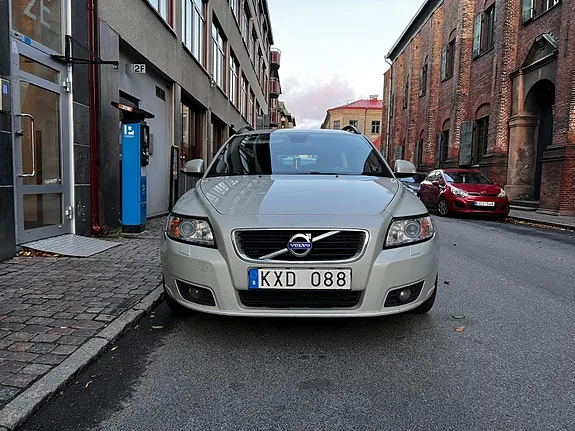Volvo V50 2011 photo 3