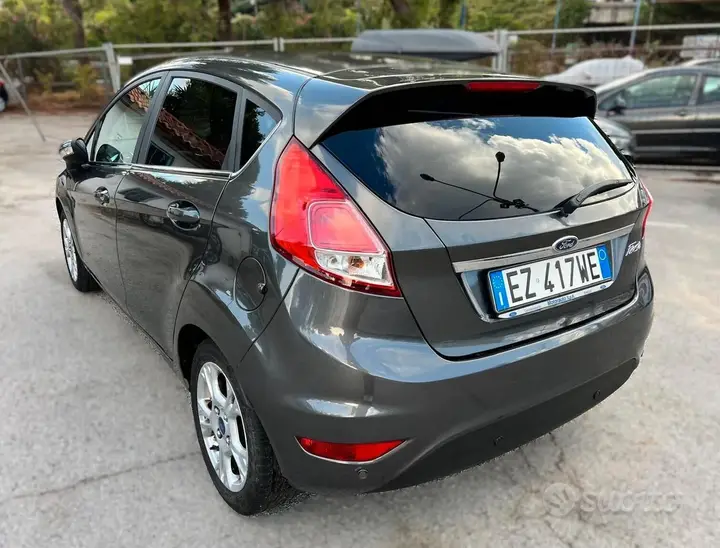 Ford Fiesta 2015 photo 3
