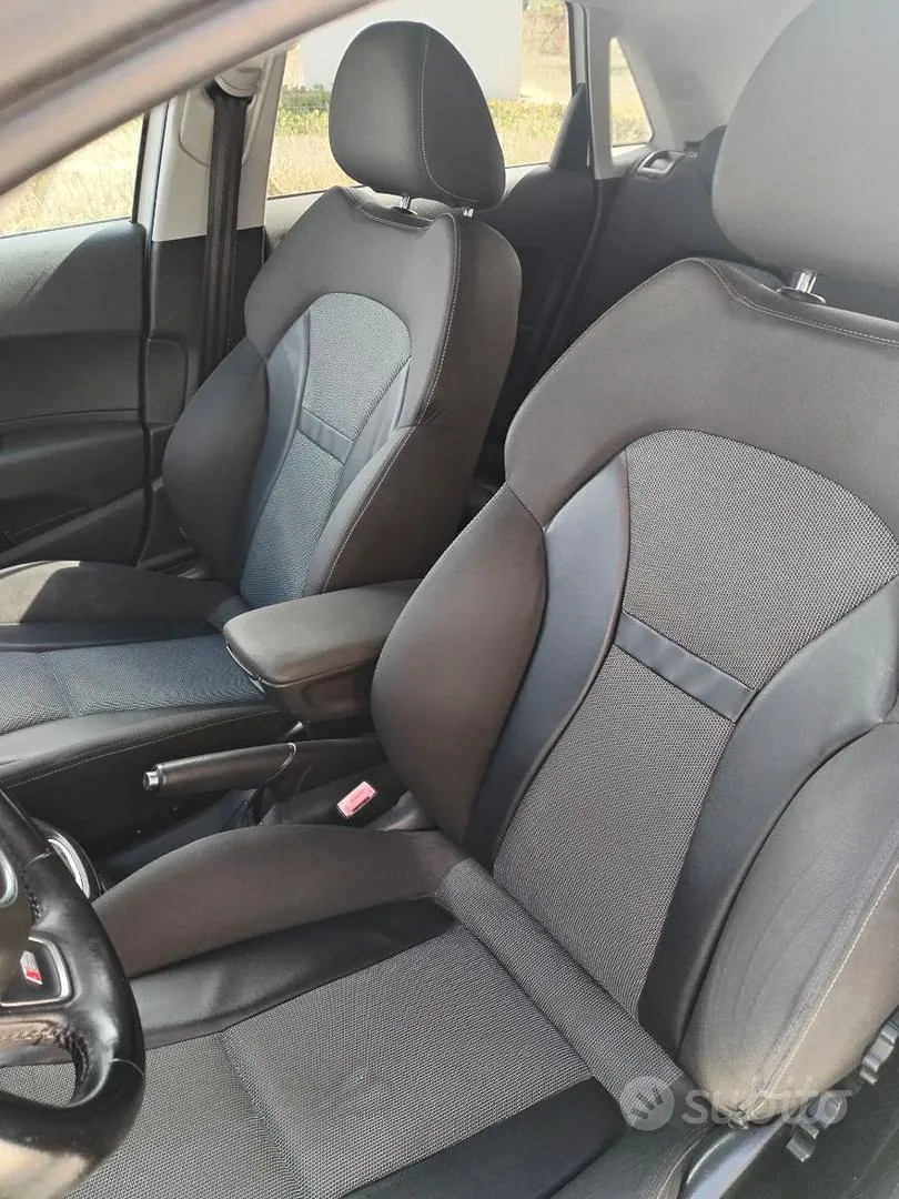 Audi A1 2013 photo 2