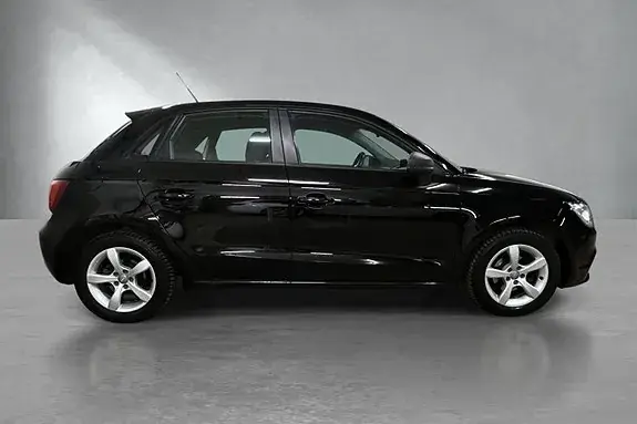 Audi A1 2012 photo 5