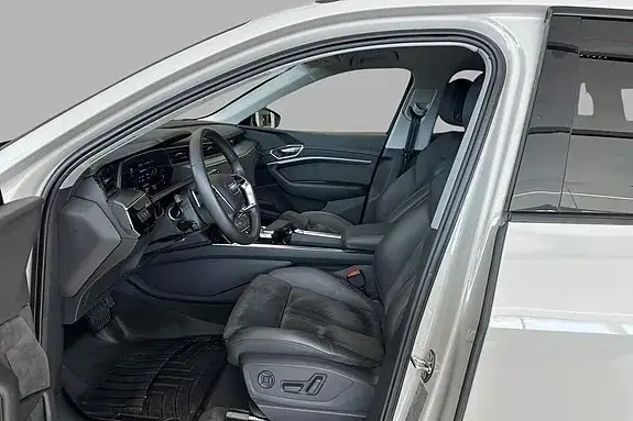 Audi E-Tron 2021 photo 5