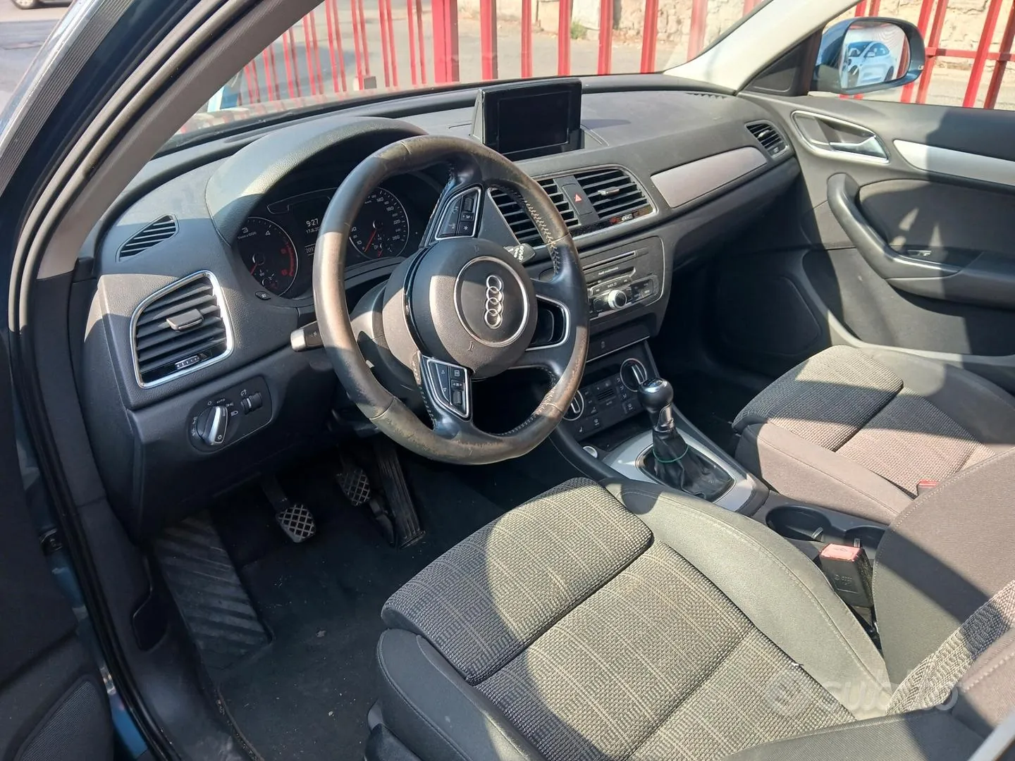 Audi Q3 2015 photo 3