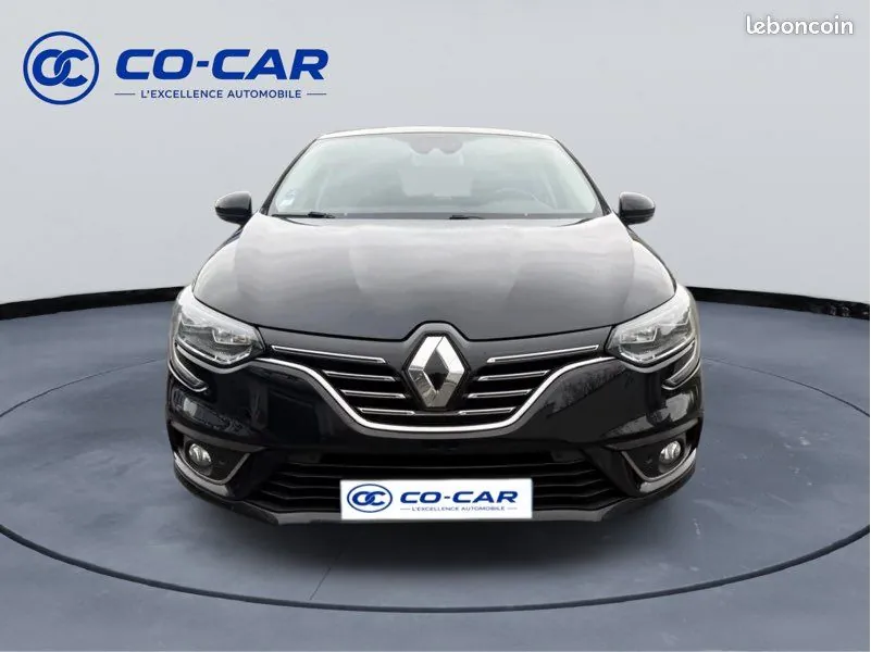 Renault Megane 2016 photo 2