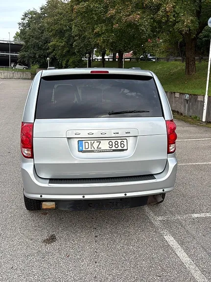Dodge Grand Caravan 2011 photo 4