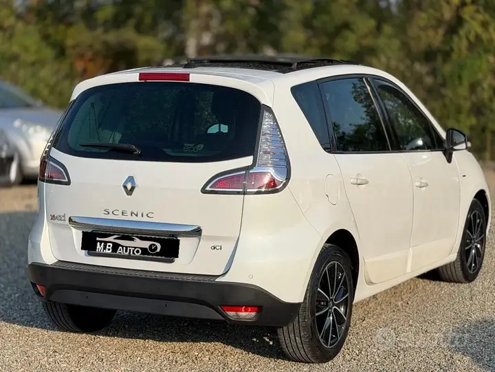 Renault Scenic 2013 photo 3