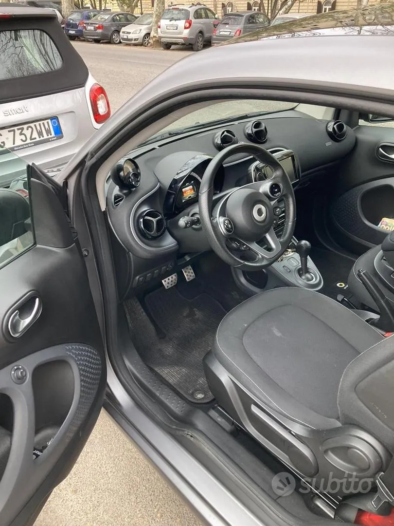 Smart Fortwo 2018 photo 4