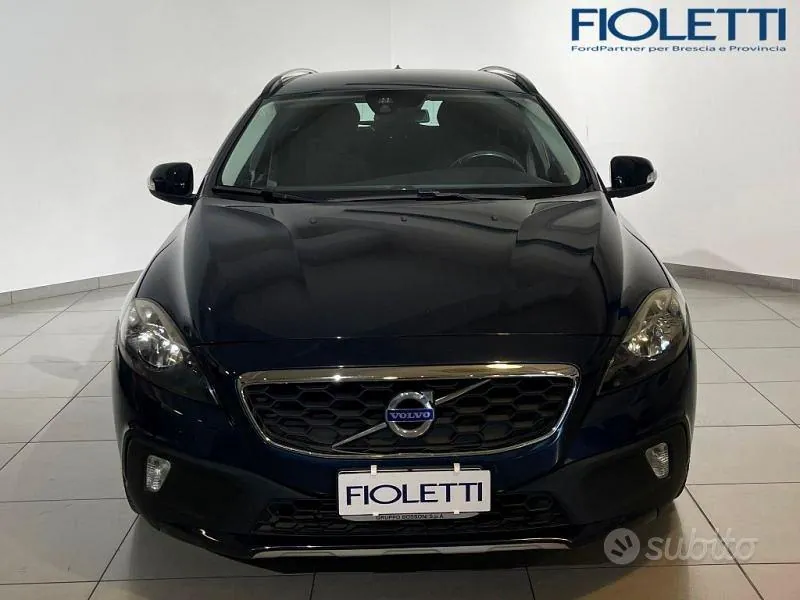 Volvo V40 Cross Country 2015 photo 3