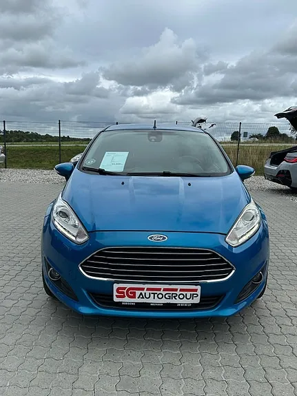 Ford Fiesta 2014 photo 2
