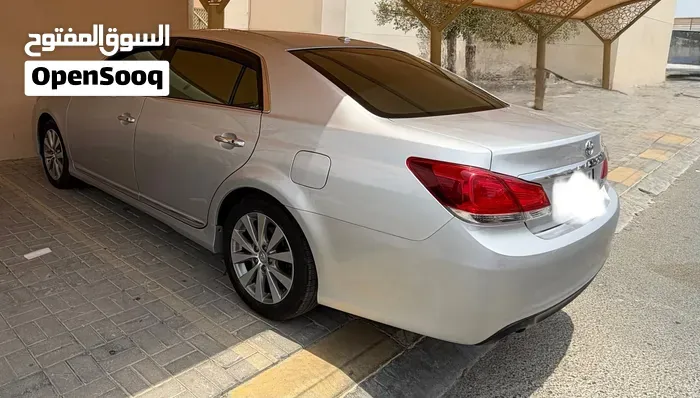 Toyota Avalon 2011 photo 3