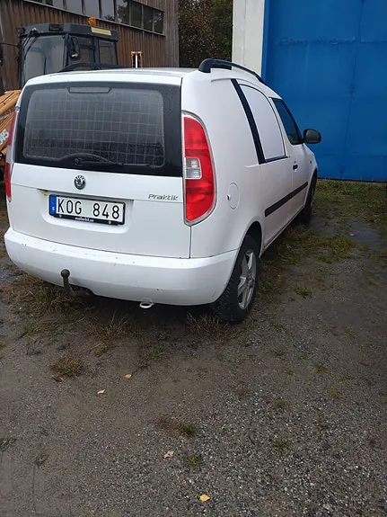 Skoda Roomster 2010 photo 2