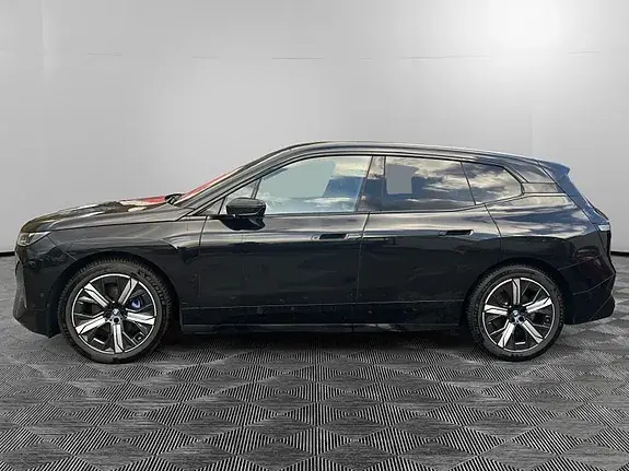 BMW Ix 2022 photo 2